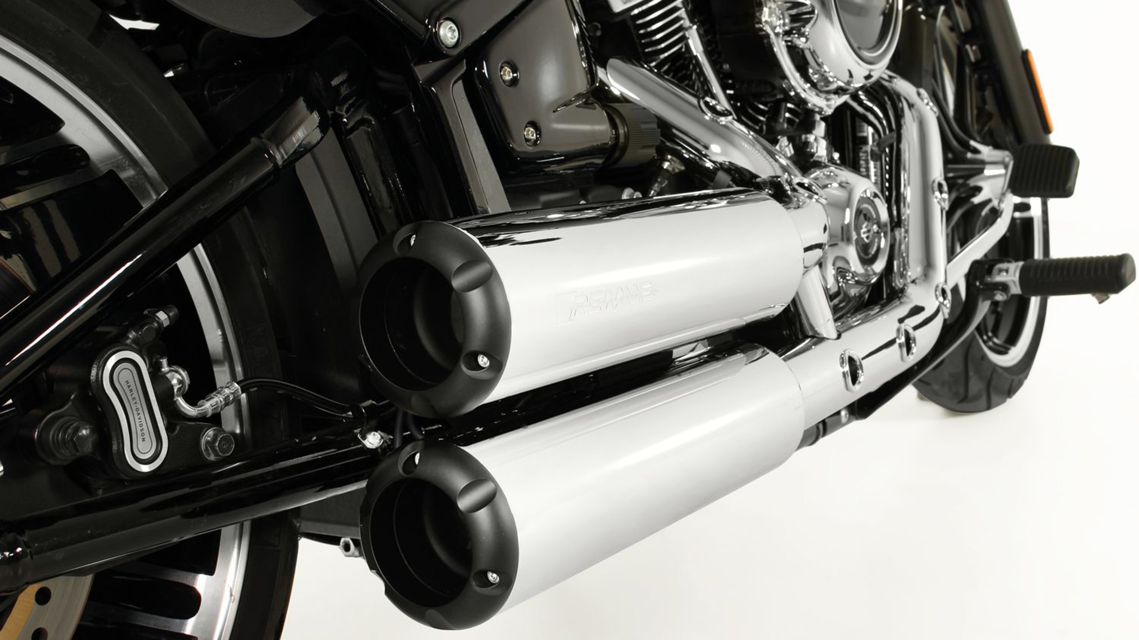 Scarico sportivo per Harley Davidson Fat Bob 18-
