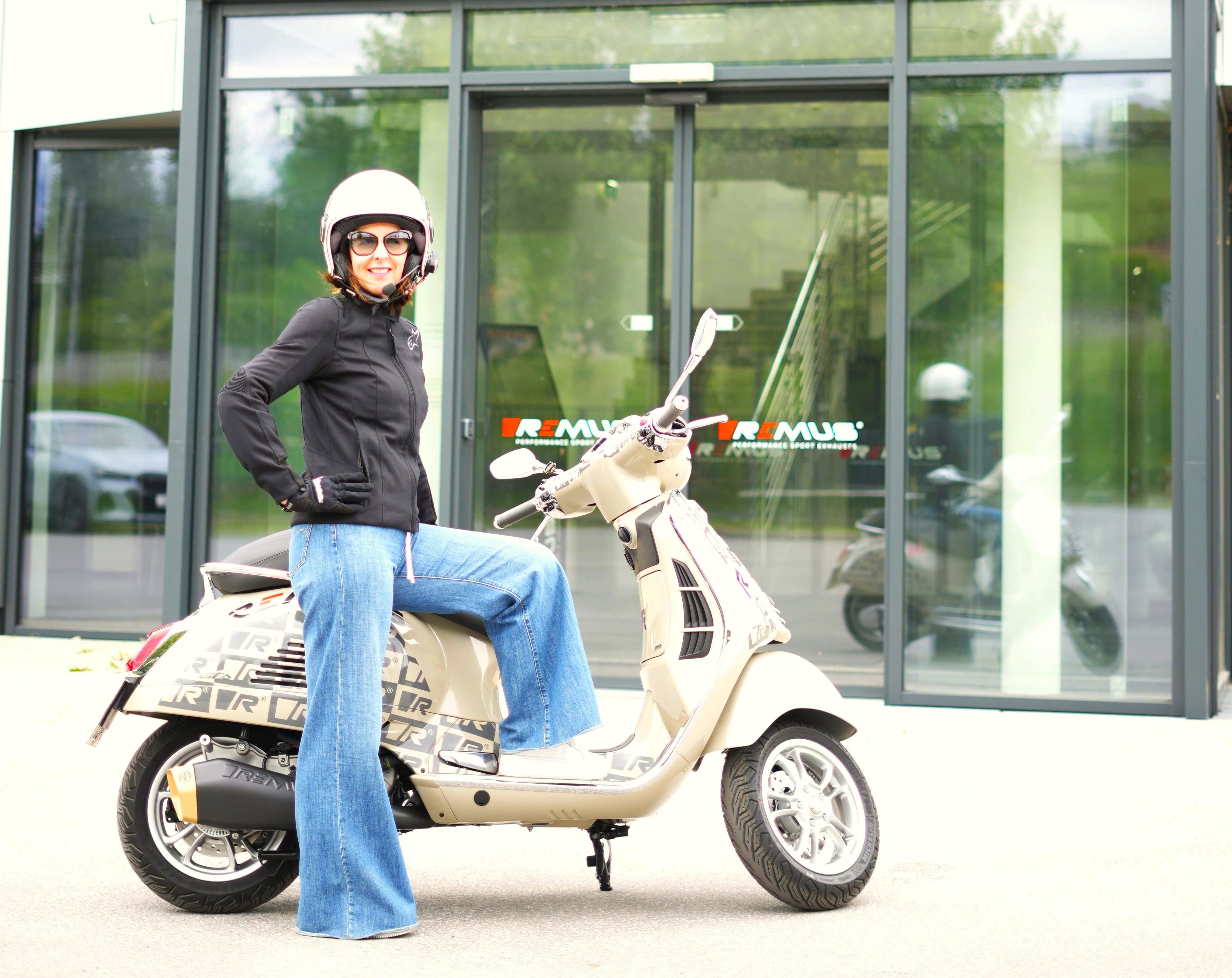 80 years of Vespa: Road to Rome (Interview)